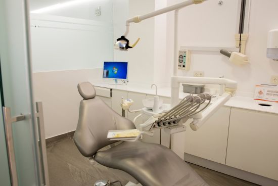 Equipment Dental clinic near me